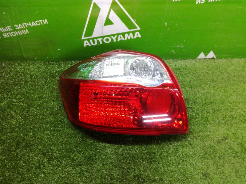 Фонарь Toyota Auris NZE151 1NZFE 2011 задний левый (б/у)