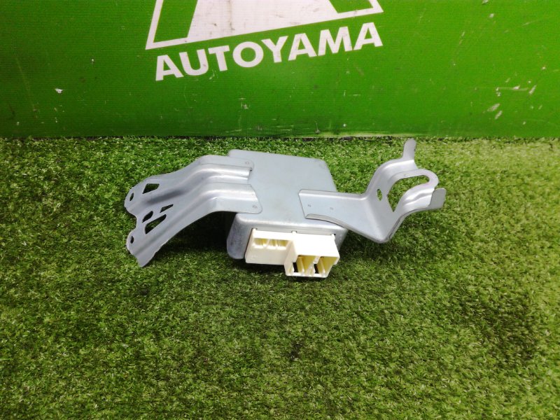 Блок управления рулевой рейкой Toyota Auris NZE151 1NZFE 2011 (б/у)