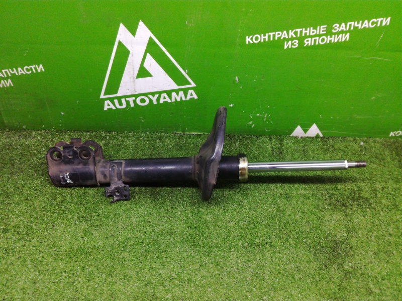 Стойка подвески Toyota Rav4 ACA21 1AZFSE передняя правая (б/у)