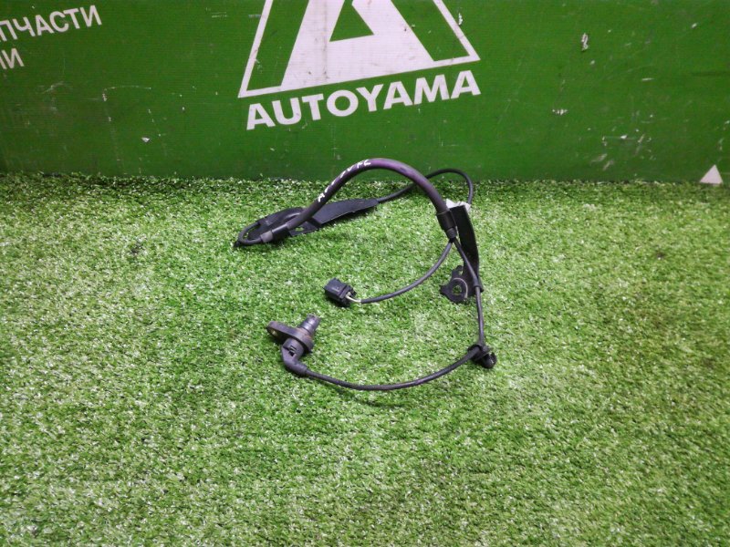 Датчик abs Toyota Camry AVV50 2ARFXE 2012 передний левый (б/у)