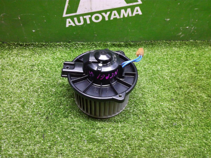 Мотор печки Toyota Ist NCP61 1NZFE 2005 (б/у)