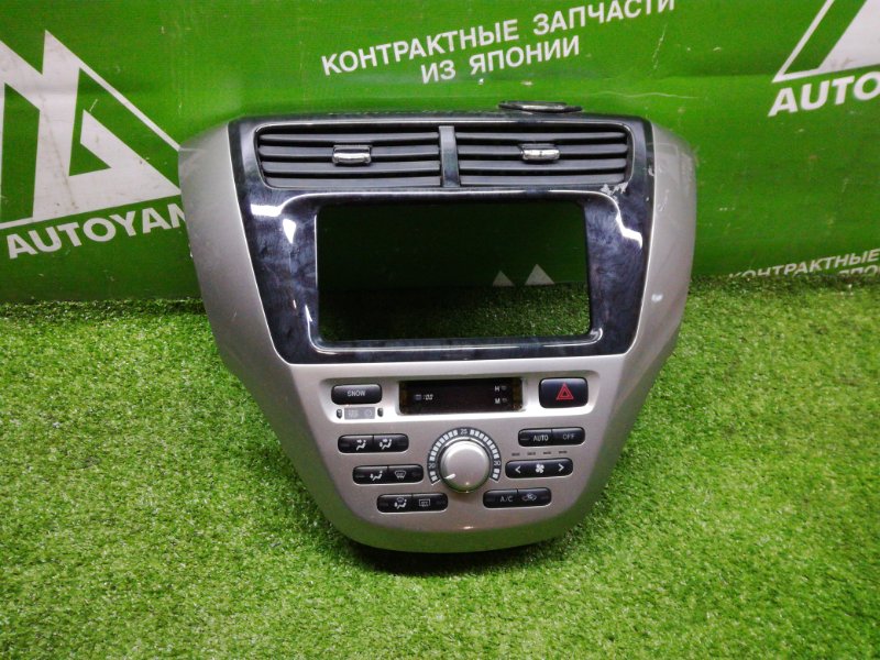 Блок управления климат-контролем Toyota Opa ZCT10 1ZZFE 2003 (б/у)