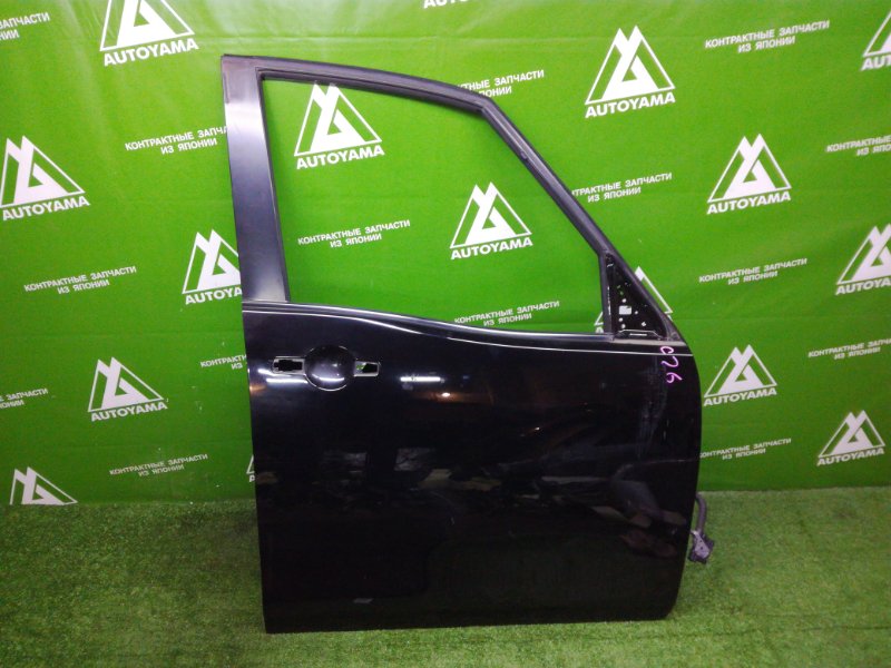 Дверь Nissan Serena C26 MR20DD передняя правая (б/у)