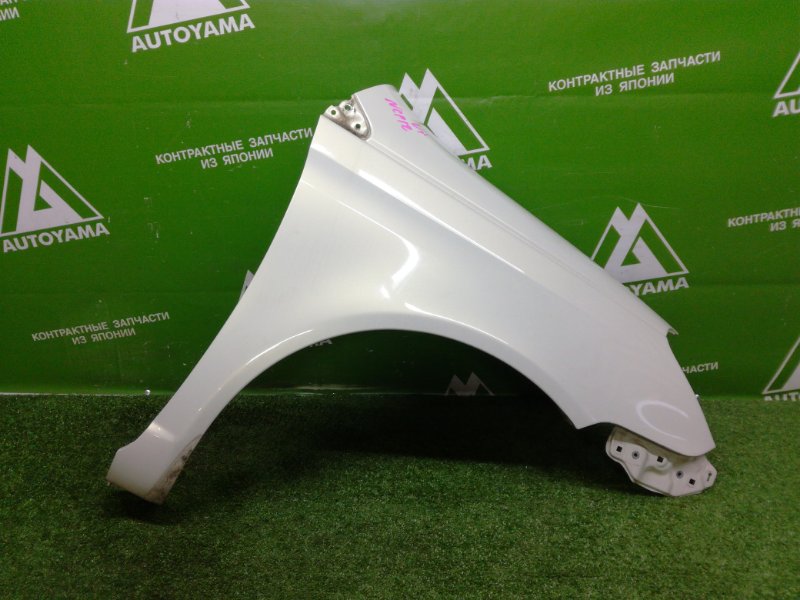 Крыло Toyota Platz NCP12 1NZFE 2004 переднее правое (б/у)