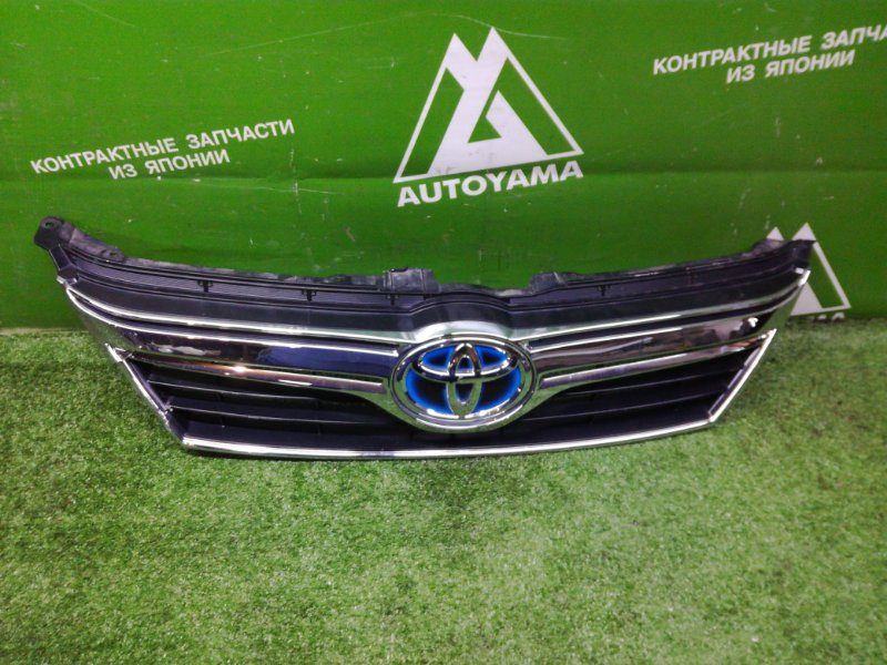 Решетка радиатора Toyota Camry AVV50 2ARFXE 2012 (б/у)
