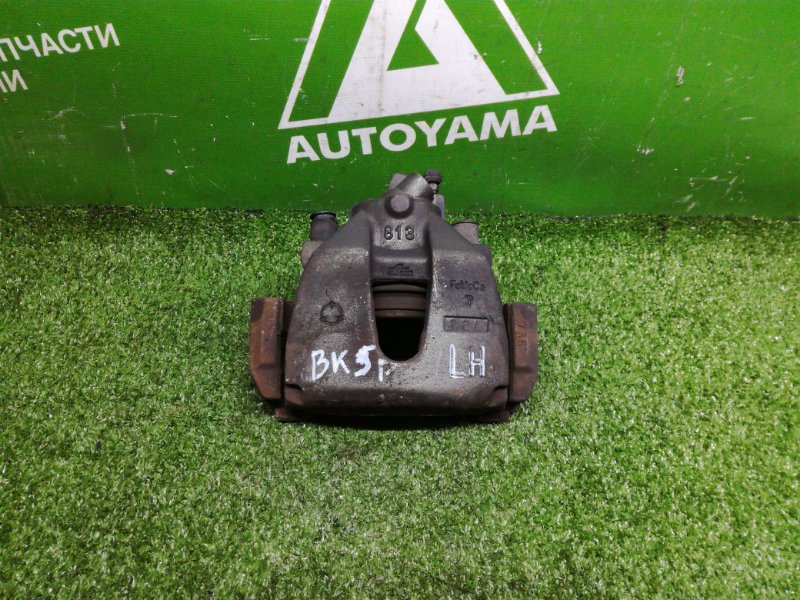 Суппорт Mazda Axela BK5P ZYVE передний левый (б/у)