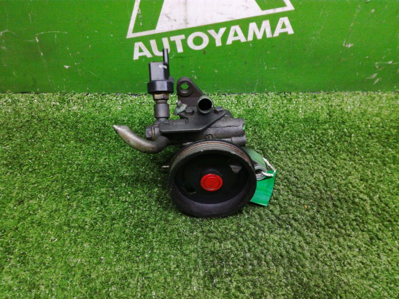 Насос гур Mitsubishi Diamante F31A 6G73 (б/у)