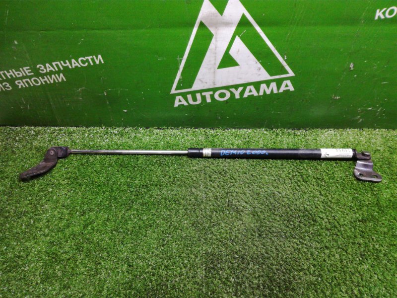 Амортизатор багажника Mazda Demio DW3W задний правый (б/у)