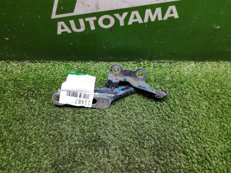 Петля капота Toyota Sprinter AE110 передняя правая (б/у)