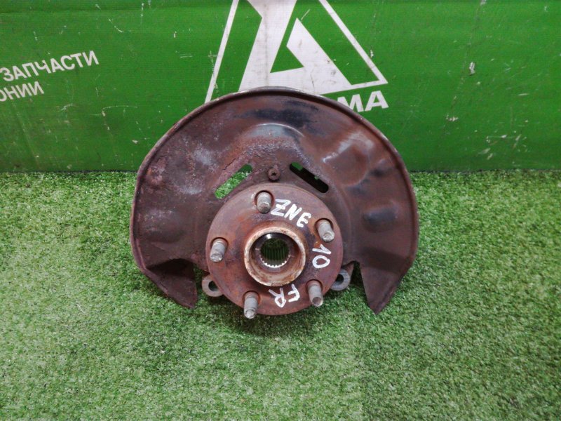 Ступица Toyota Wish ZNE10 1ZZFE 2004 передняя правая (б/у)