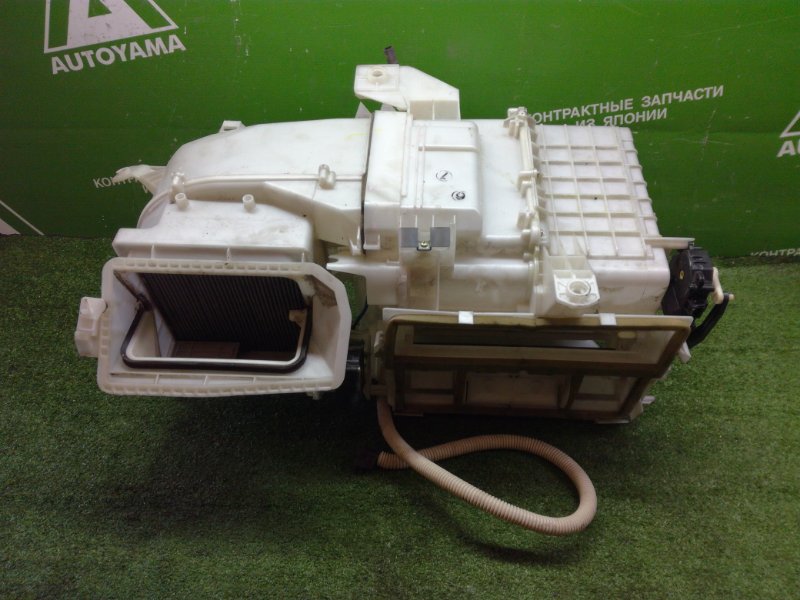 Корпус печки Toyota Wish ZNE10 1ZZFE 2004 (б/у)