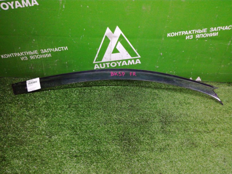 Ветровик Mazda Axela BK5P передний правый (б/у)