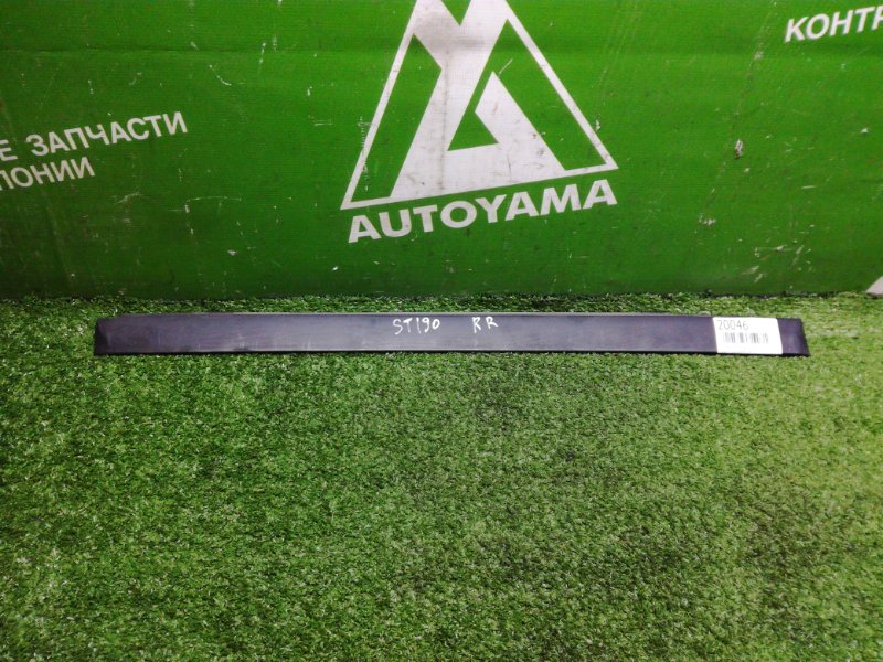 Ветровик Toyota Caldina AT190 задний правый (б/у)