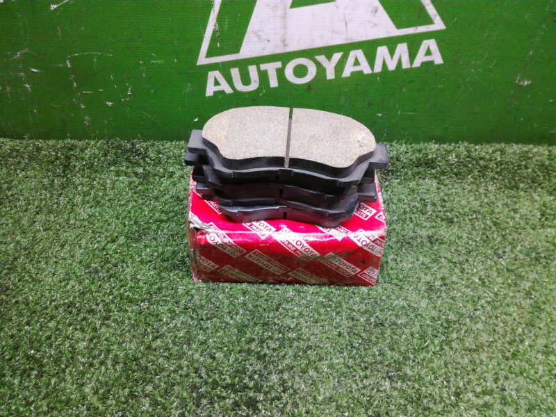 Тормозные колодки Toyota Mark Ii JZX110 1JZFSE переднее