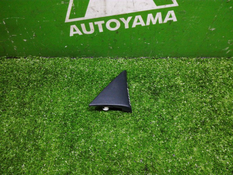 Уголок двери Toyota Corolla AE100 5AFE передний правый (б/у)