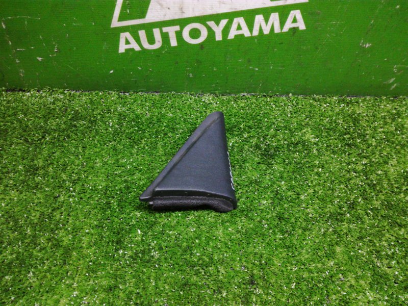 Уголок двери Toyota Corolla AE110 5AFE передний правый (б/у)