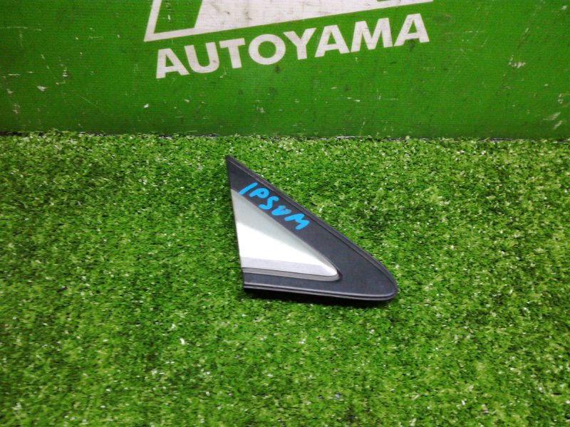 Уголок Toyota Ipsum SXM10 3SFE передний правый (б/у)