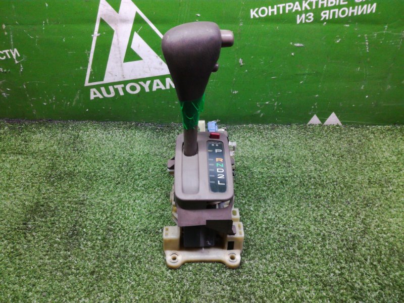 Рычаг переключения кпп Toyota Sprinter AE110 (б/у)