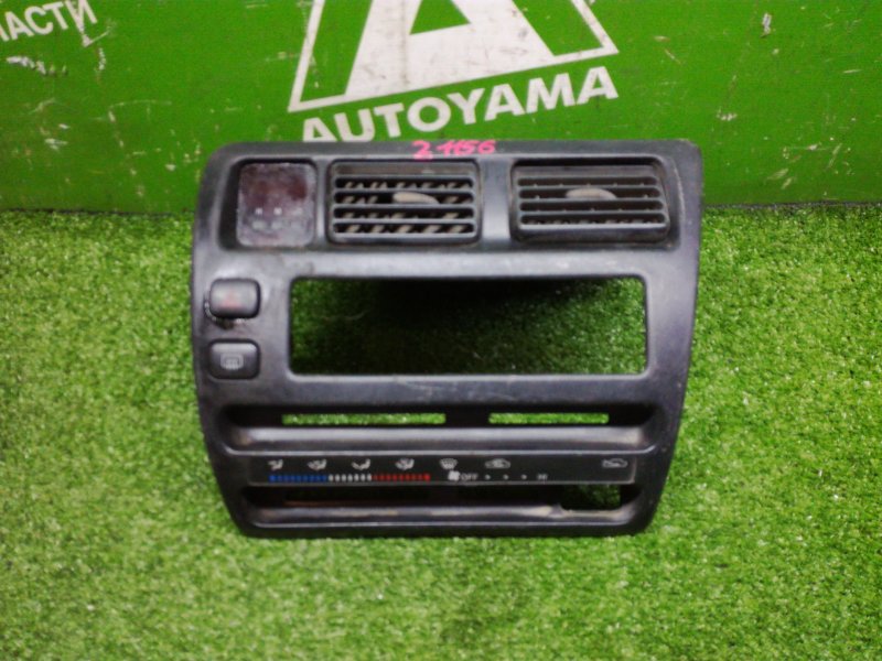 Консоль центральная Toyota Sprinter AE100 (б/у)