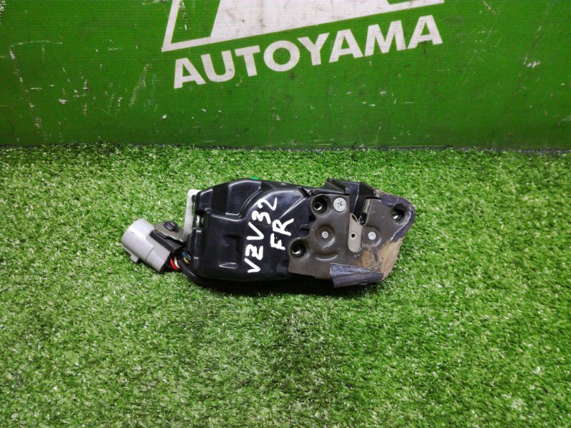 Замок двери Toyota Camry Prominent VZV30 1VZFE передний правый (б/у)