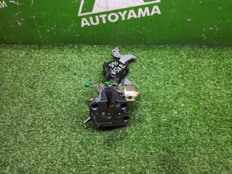 Замок двери Toyota Vista SV30 3SFE задний левый (б/у)