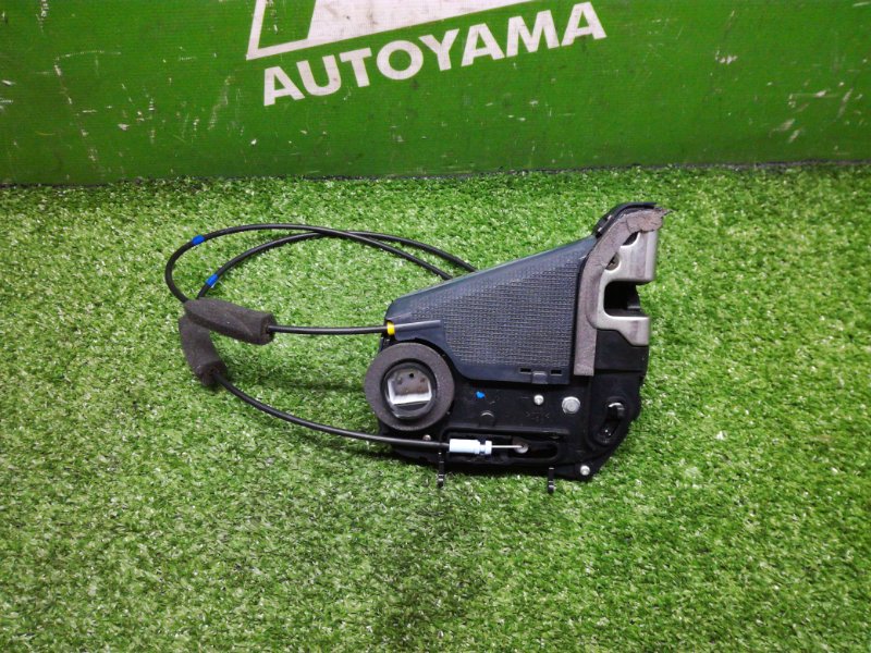 Замок двери Toyota Belta SCP92 1SZFE задний правый (б/у)