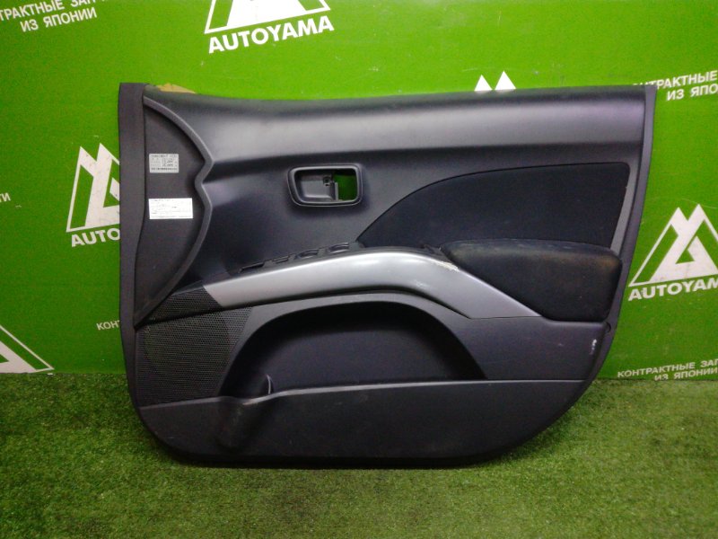 Обшивка двери Mitsubishi Outlander CW5W 4B12 2009 (б/у)