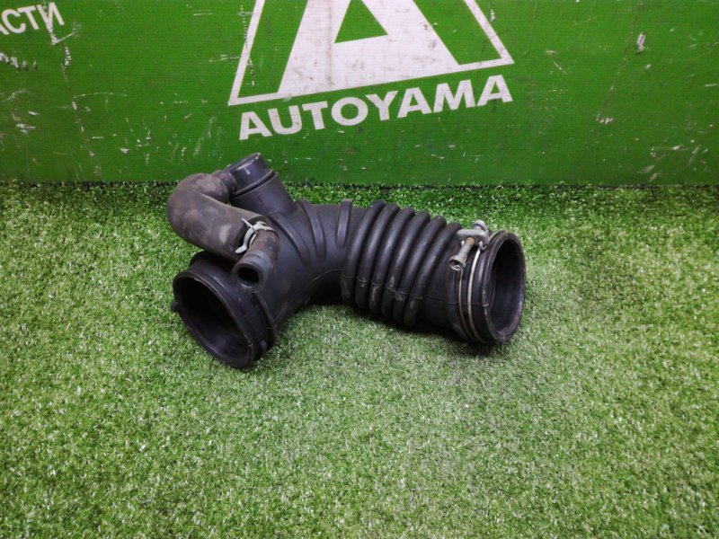 Патрубок воздушного фильтра Mitsubishi Galant Fortis CY3A 4B10 2010 (б/у)