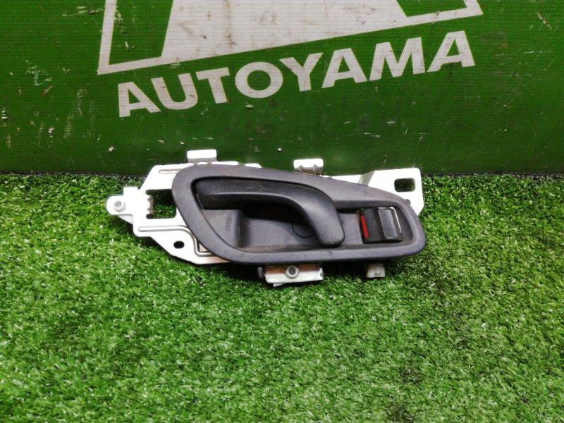 Ручка двери внутренняя Honda Airwave GJ1 L15A передняя правая (б/у)