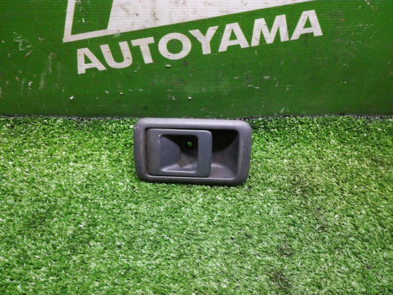 Ручка двери внутренняя Toyota Corsa EL51 4EFE задняя правая (б/у)