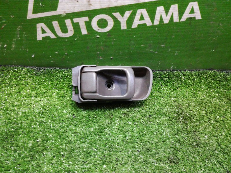 Ручка двери внутренняя Nissan Avenir W11 QR20DE задняя правая (б/у)