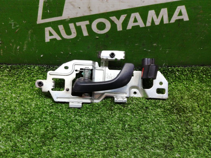 Ручка двери внутренняя Honda Airwave GJ1 L15A передняя левая (б/у)