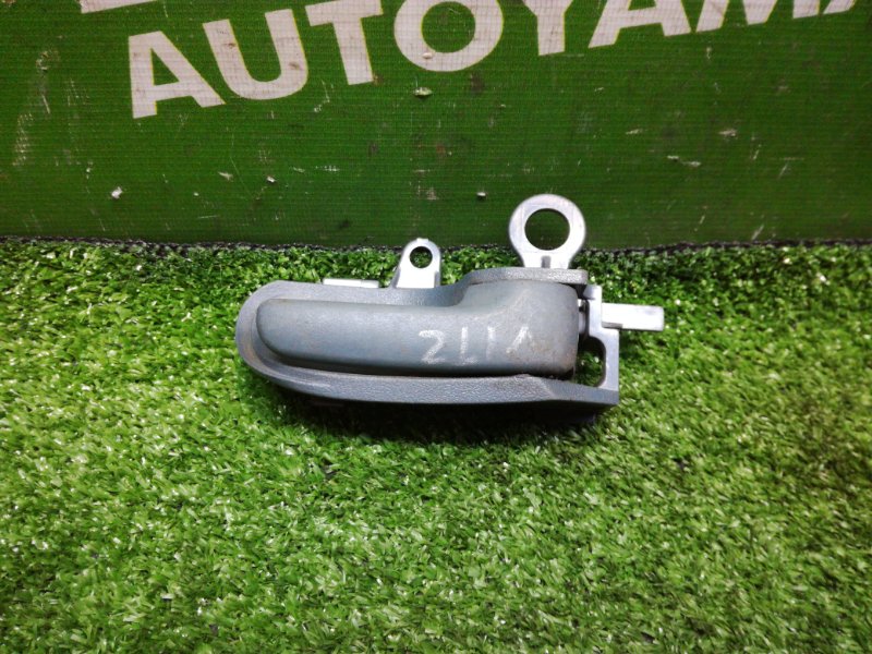 Ручка двери внутренняя Toyota Platz NCP12 1NZFE задняя правая (б/у)