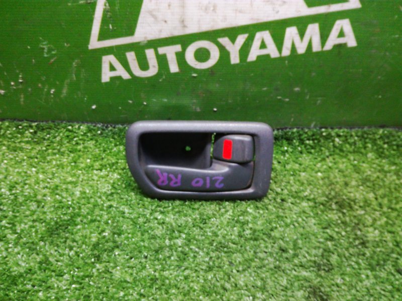 Ручка двери внутренняя Toyota Carina AT211 5AFE задняя правая (б/у)