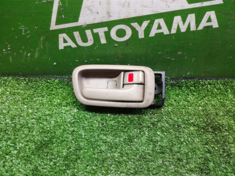Ручка двери внутренняя Toyota Rav4 ACA21 1AZFE передняя правая (б/у)