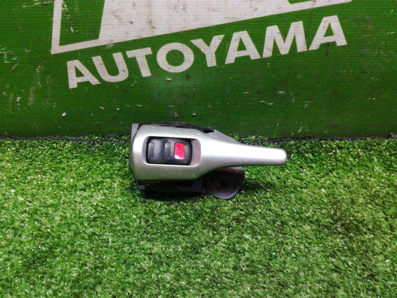 Ручка двери внутренняя Toyota Auris NZE151 1NZFE передняя левая (б/у)