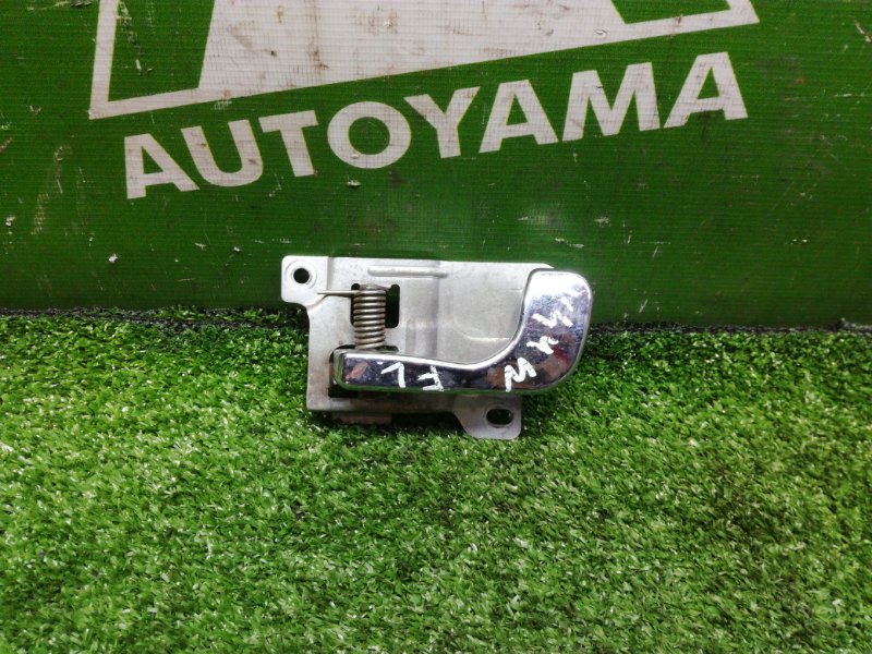 Ручка двери внутренняя Mitsubishi Pajero V44W 4D56 передняя левая (б/у)