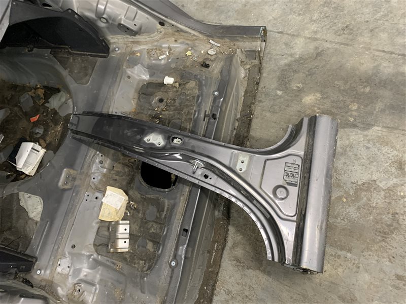 Средняя стойка кузова Hyundai Solaris RB G4FC 2011 (б/у)