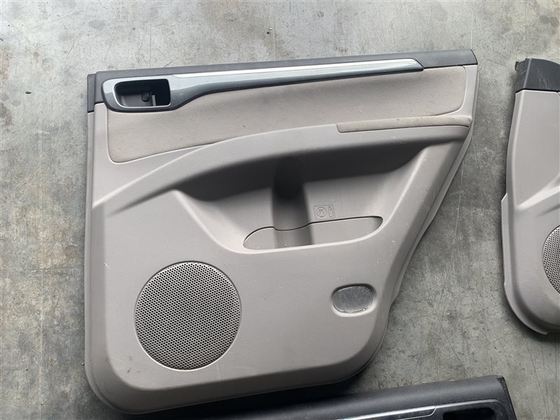 Обшивка двери Mitsubishi Pajero Sport Kh0 KH0 4D56 2014 задняя правая (б/у)
