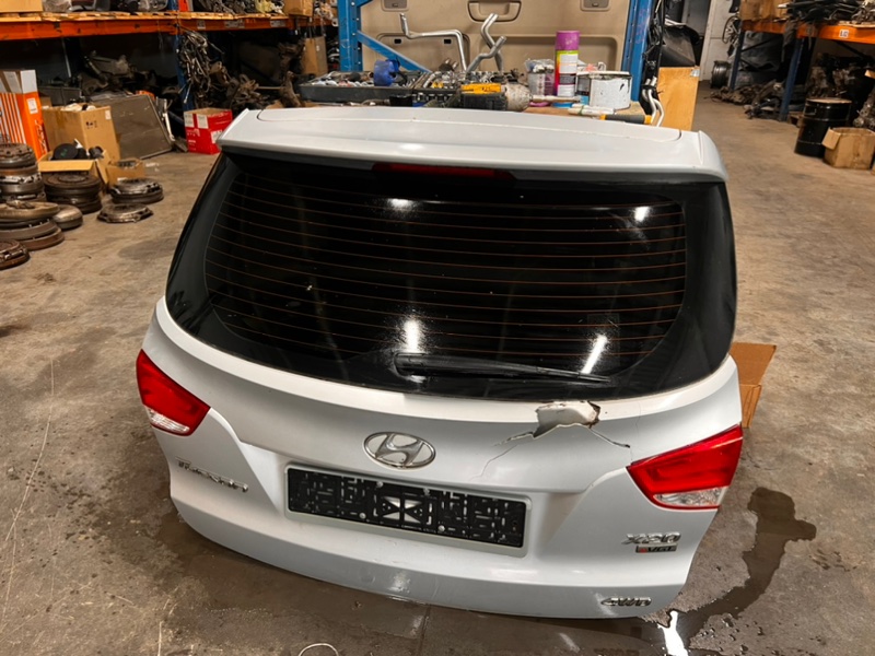 Дверь багажника Hyundai Tucson LM D4HA 2010 (б/у)