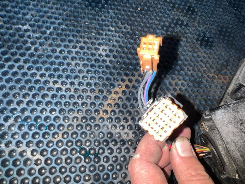 Зеркало правое 308 2020 T9