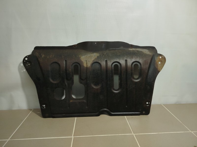 Защита двигателя 758901227R