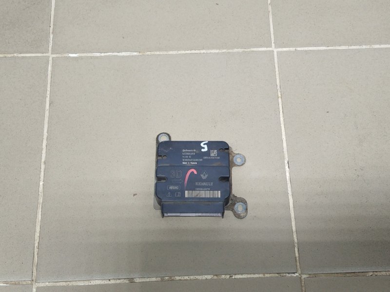 Блок управления AIR BAG 285584207R