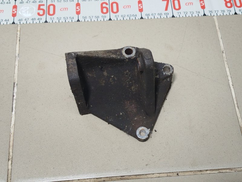 Кронштейн гидроусилителя руля 119409F600
