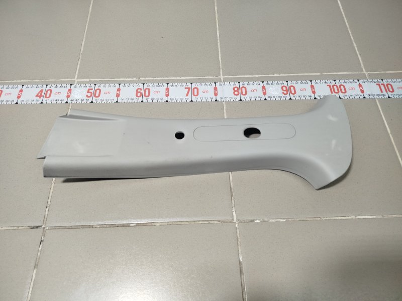 Накладка на стойку кузова 8200732338