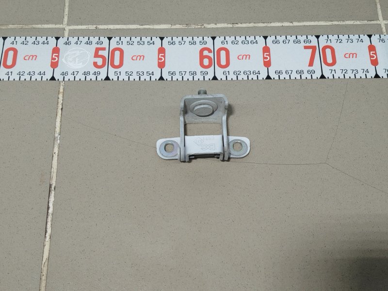 Петля двери багажника 844003908R