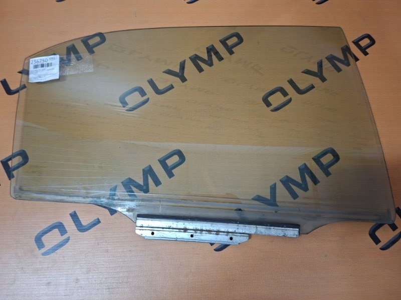 Стекло двери заднее правое TOYOTA COROLLA 2002 NZE124 1NZ-FE 68113-12690 контрактная