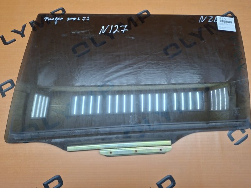 Стекло двери заднее левое COROLLA FIELDER NZE121 1NZ-FE