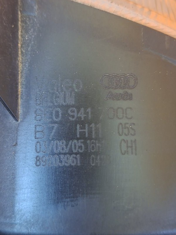 Туманка правая A4 2007 8EC ALT