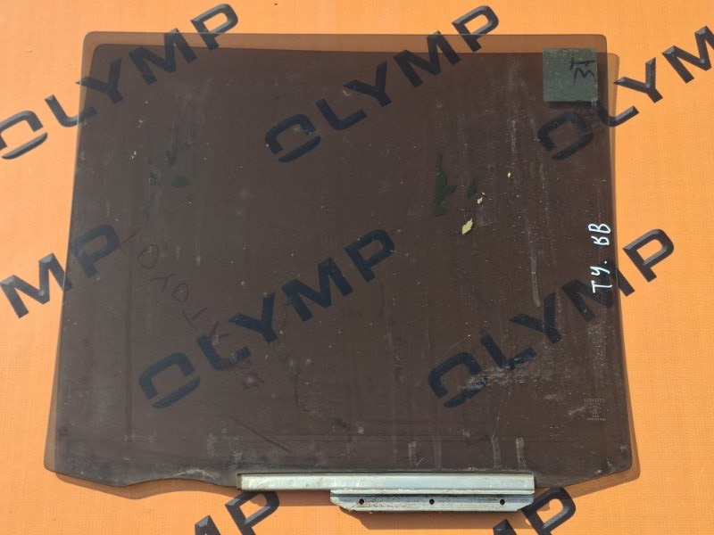 Стекло двери заднее правое TOYOTA BB NCP31 1NZ-FE Стекло двери заднее правое TOYOTA BB NCP31 1NZ-FE